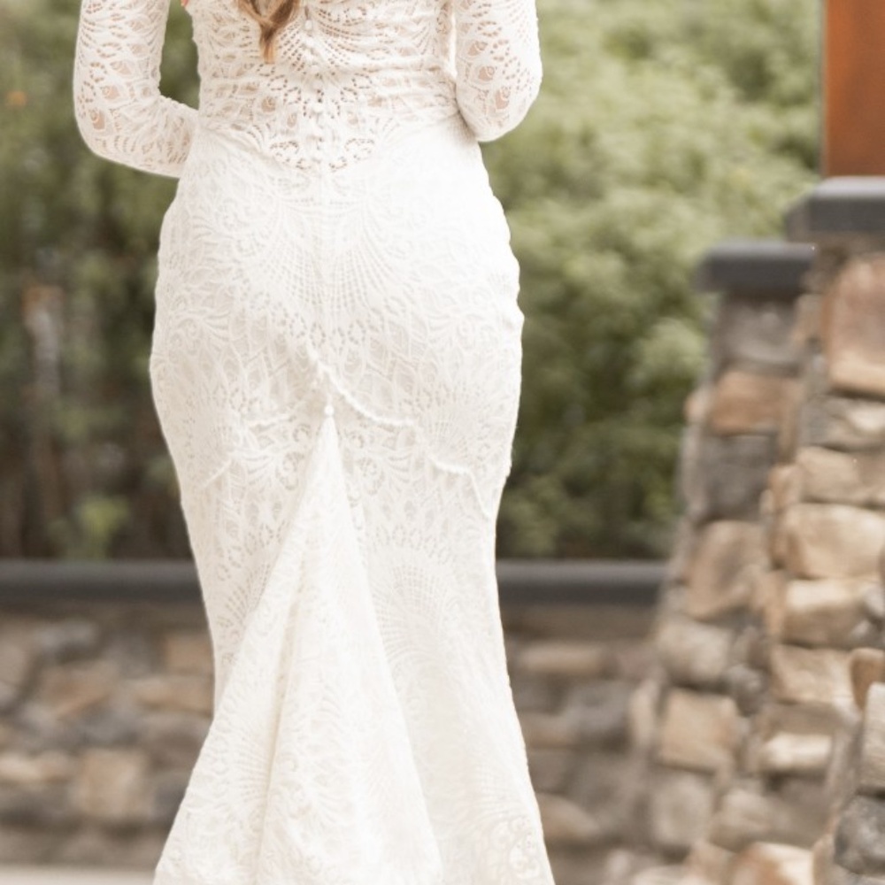 Grace Loves Lace Nathalia Wedding Dress - Picture 2 of 10
